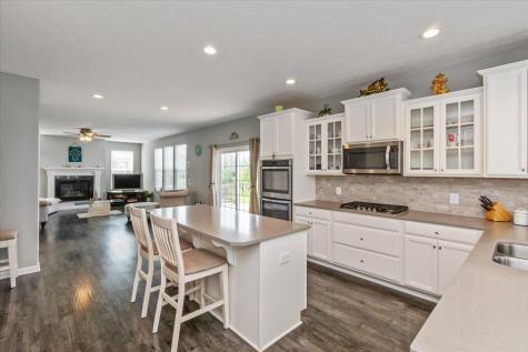 2450 Stonehaven Drive Avon IN 46123