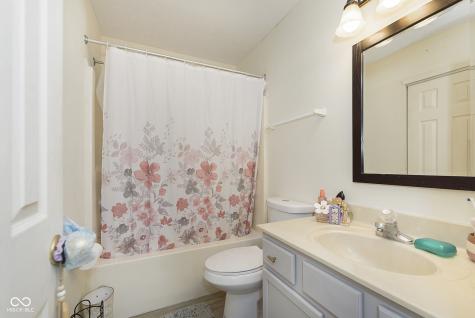5063 W 57th Street Indianapolis IN 46254