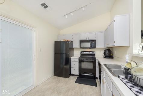 5063 W 57th Street Indianapolis IN 46254