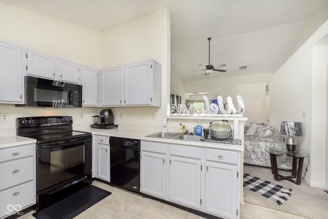 5063 W 57th Street Indianapolis IN 46254