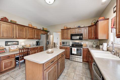 1132 Veranda Court Greenwood IN 46143