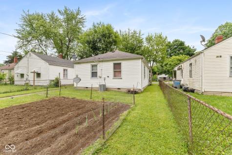 1116 N Berwick Avenue Indianapolis IN 46222