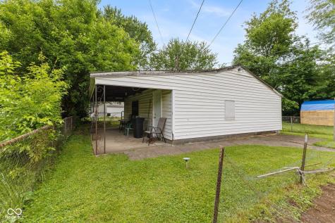 1116 N Berwick Avenue Indianapolis IN 46222