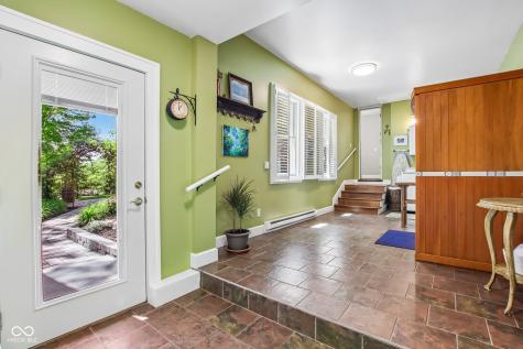 8744 W 86th Street Indianapolis IN 46278