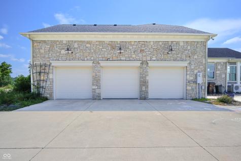 5895 W 265 N Columbus IN 47201
