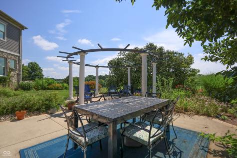 5895 W 265 N Columbus IN 47201