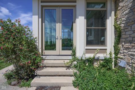 5895 W 265 N Columbus IN 47201