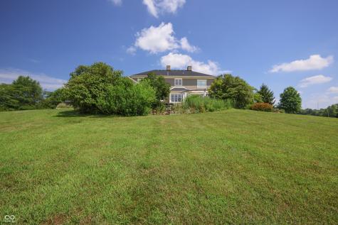 5895 W 265 N Columbus IN 47201
