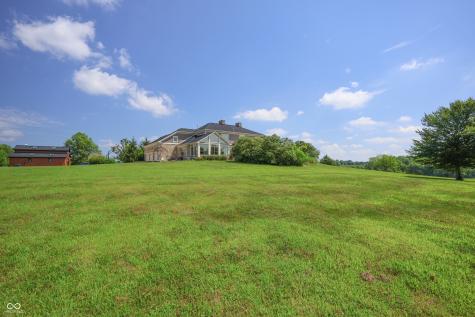 5895 W 265 N Columbus IN 47201