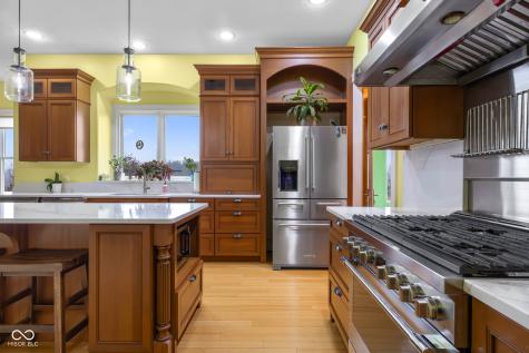 5895 W 265 N Columbus IN 47201