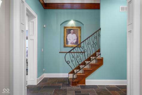 5895 W 265 N Columbus IN 47201