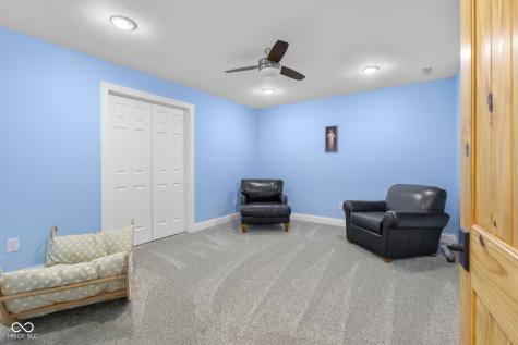 5895 W 265 N Columbus IN 47201