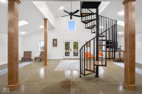 5895 W 265 N Columbus IN 47201