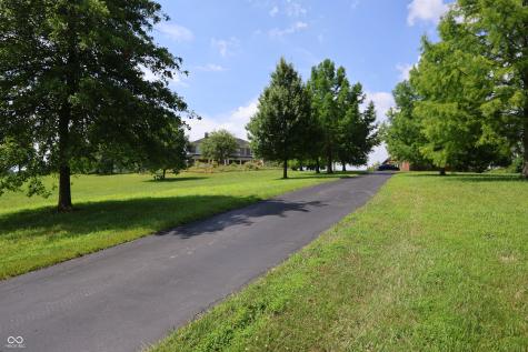 5895 W 265 N Columbus IN 47201