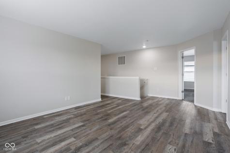 476 Bourneside Drive Greenfield IN 46140