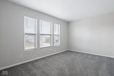 476 Bourneside Drive Greenfield IN 46140