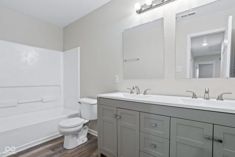 476 Bourneside Drive Greenfield IN 46140