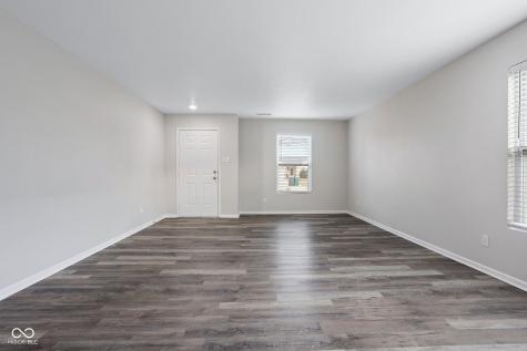 476 Bourneside Drive Greenfield IN 46140