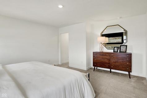 1704 Woods Edge Drive Greenwood IN 46143
