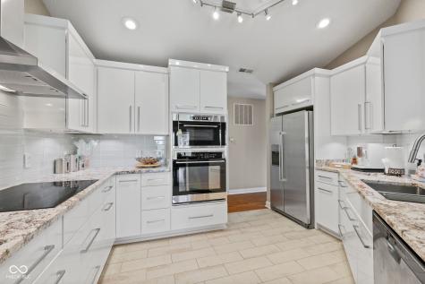10275 Memorial Knoll Drive Indianapolis IN 46234