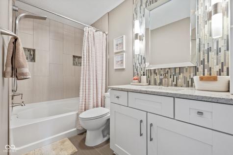 10275 Memorial Knoll Drive Indianapolis IN 46234