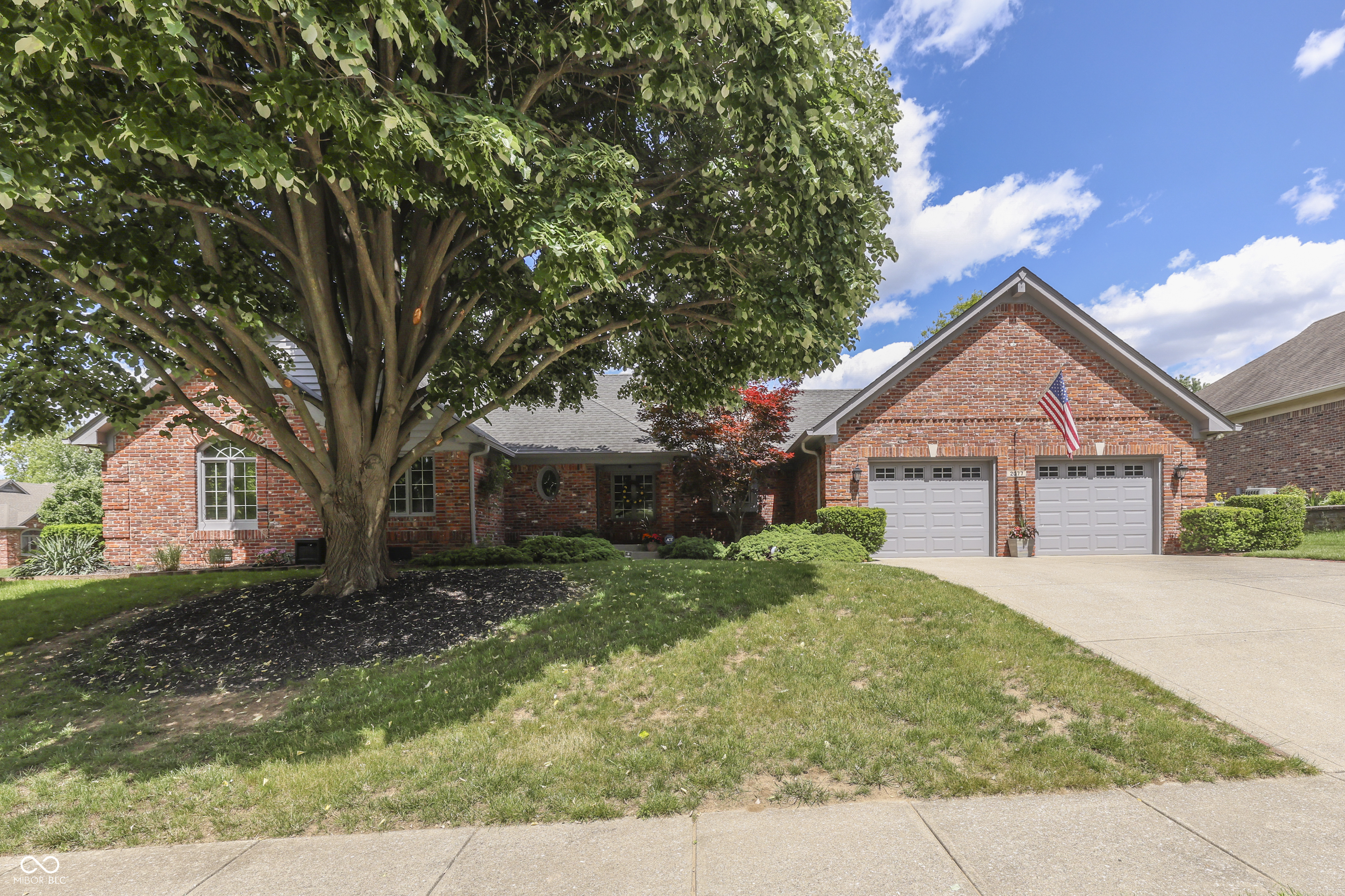 2077 Ridgemere Place Greenwood IN 46143