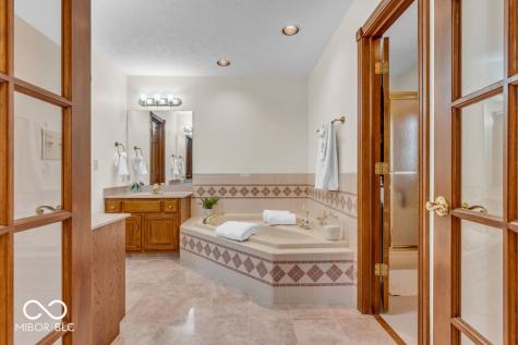 7113 Lakeside Woods Drive Indianapolis IN 46278