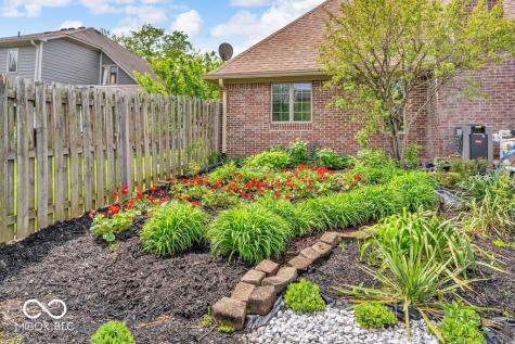 7113 Lakeside Woods Drive Indianapolis IN 46278