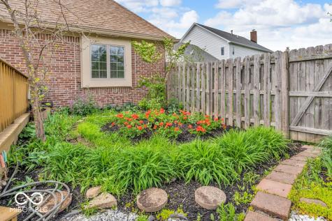 7113 Lakeside Woods Drive Indianapolis IN 46278