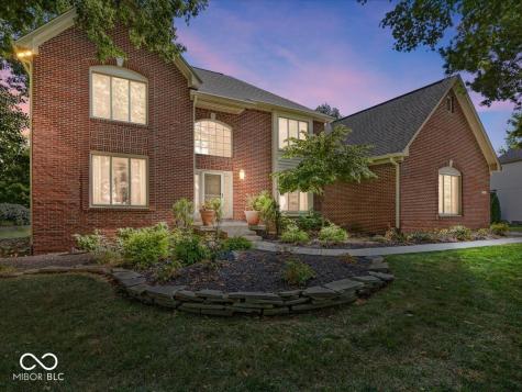 483 Twin Oaks Drive Carmel IN 46032