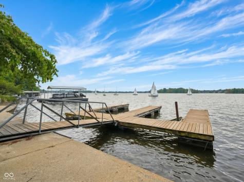 10915 Brigantine Drive Indianapolis IN 46256