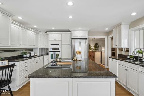 10915 Brigantine Drive Indianapolis IN 46256