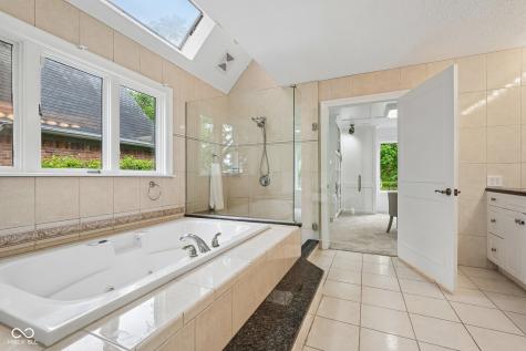 10915 Brigantine Drive Indianapolis IN 46256