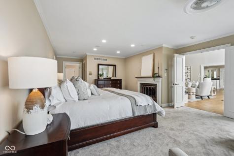 10915 Brigantine Drive Indianapolis IN 46256