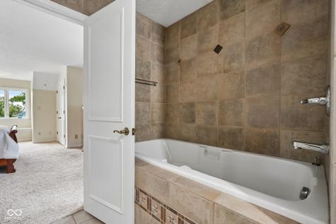 10915 Brigantine Drive Indianapolis IN 46256