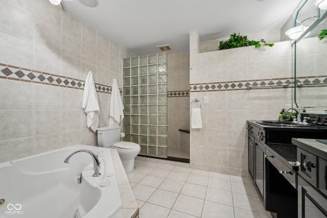 10915 Brigantine Drive Indianapolis IN 46256