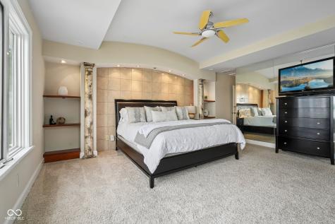 10915 Brigantine Drive Indianapolis IN 46256