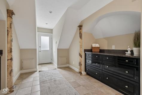 10915 Brigantine Drive Indianapolis IN 46256
