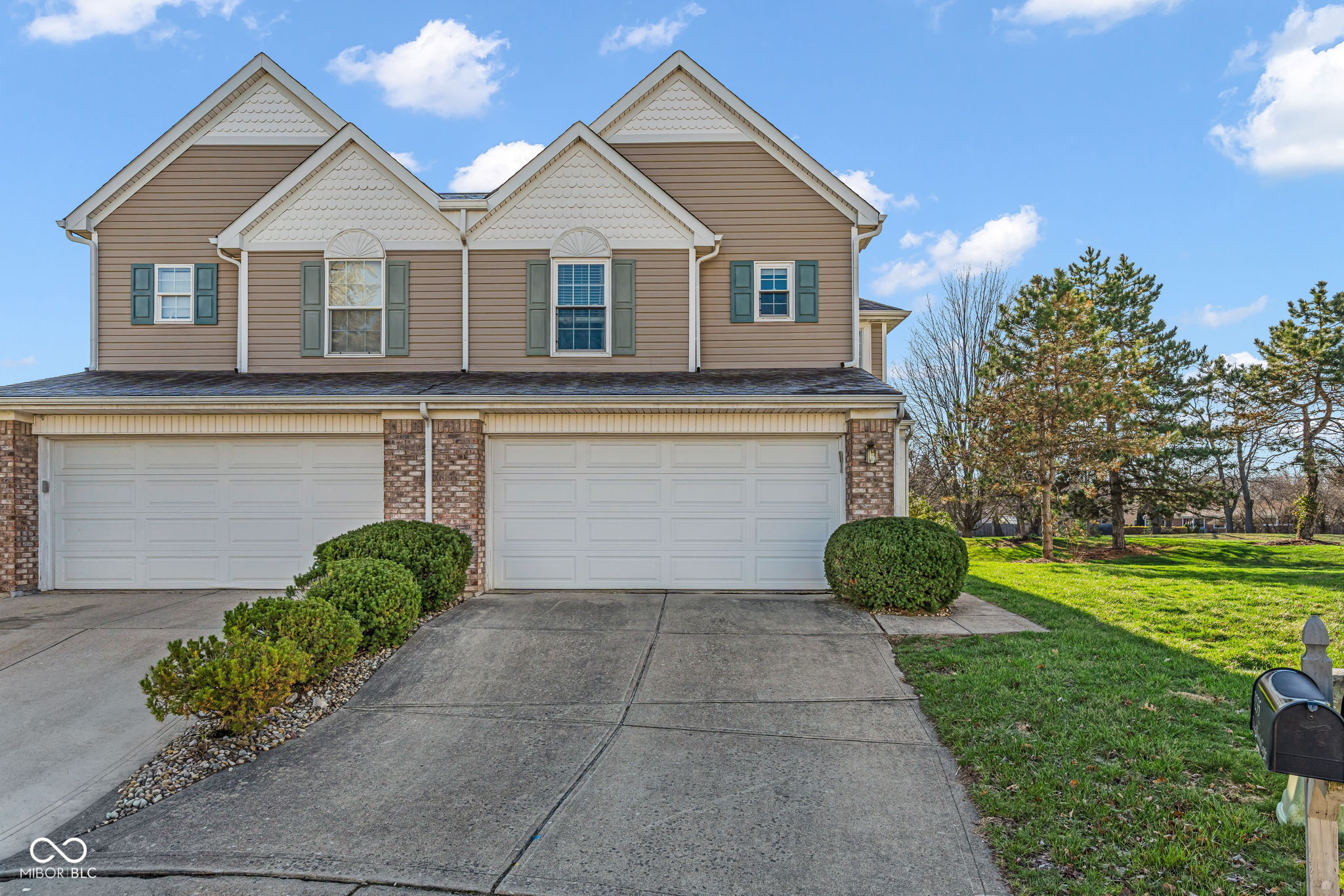 9235 Eden Woods Court Indianapolis IN 46260