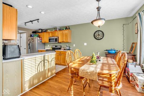 9235 Eden Woods Court Indianapolis IN 46260