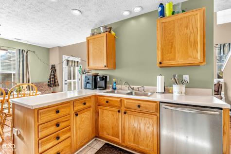 9235 Eden Woods Court Indianapolis IN 46260