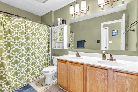 9235 Eden Woods Court Indianapolis IN 46260