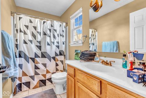 9235 Eden Woods Court Indianapolis IN 46260