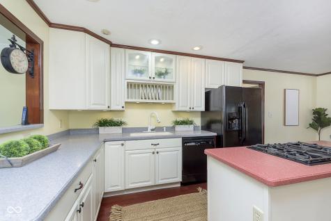 6459 Schmus Court Indianapolis IN 46268