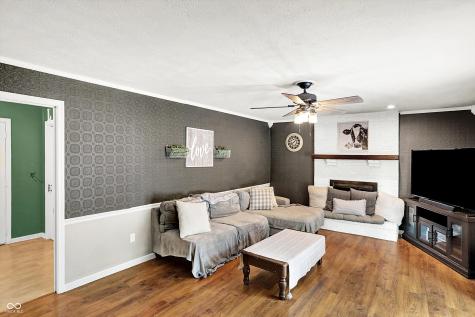 3341 Flintwood Drive Columbus IN 47203