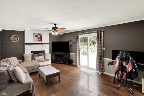 3341 Flintwood Drive Columbus IN 47203
