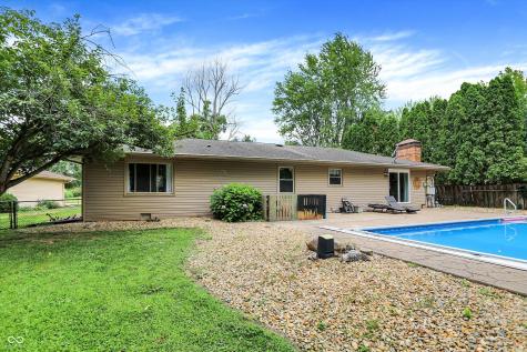 3341 Flintwood Drive Columbus IN 47203