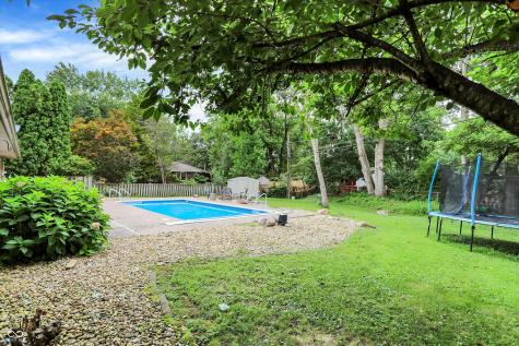 3341 Flintwood Drive Columbus IN 47203