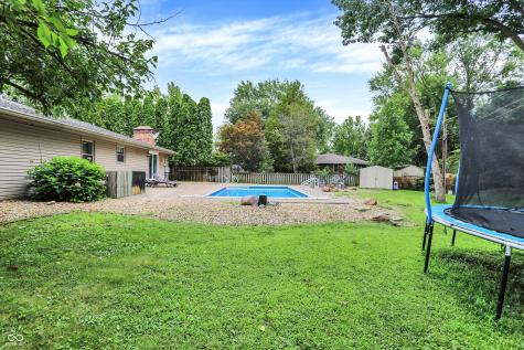 3341 Flintwood Drive Columbus IN 47203