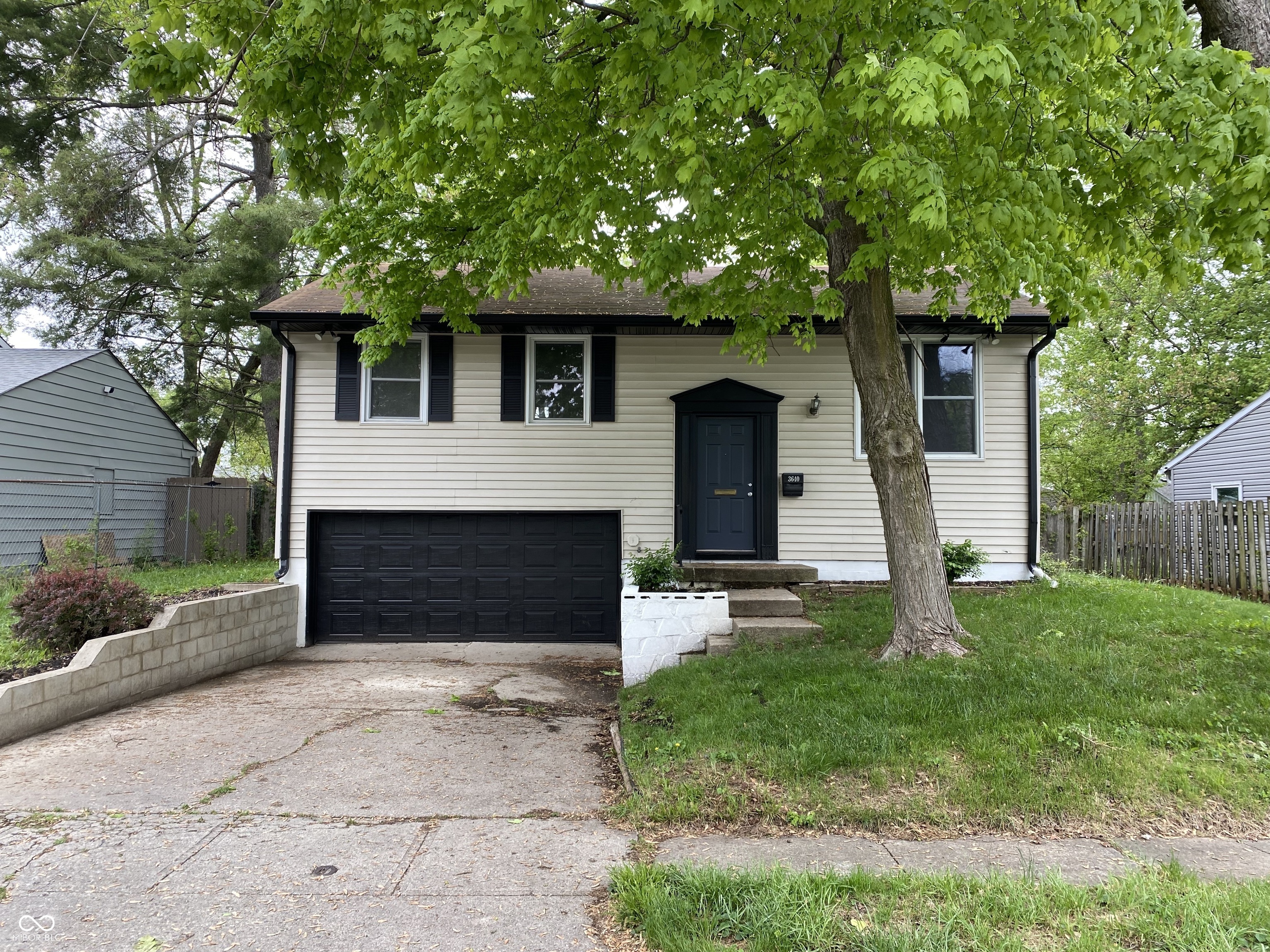3640 Breen Drive Indianapolis IN 46235